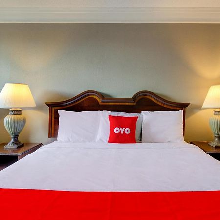 Oyo Hotel Douglas Ga Us-441 외부 사진
