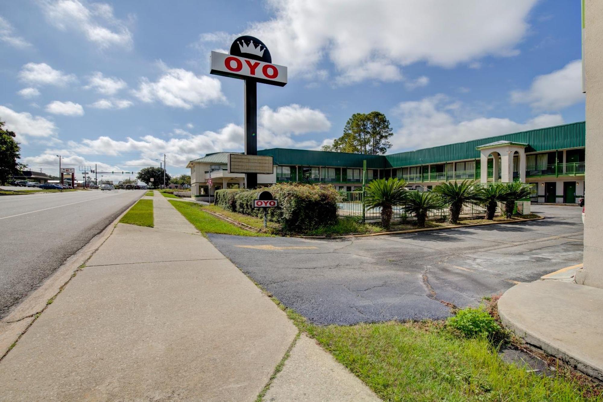 Oyo Hotel Douglas Ga Us-441 외부 사진